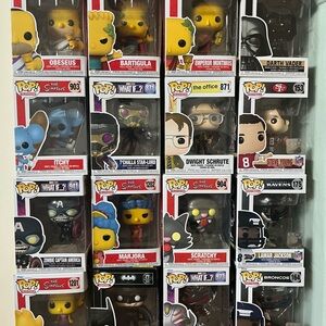 - 16 funko pops good condition